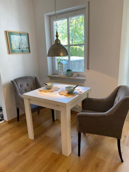 Taufrische Ferienwohnung Wuerzburg Zell am Main ภายนอก รูปภาพ